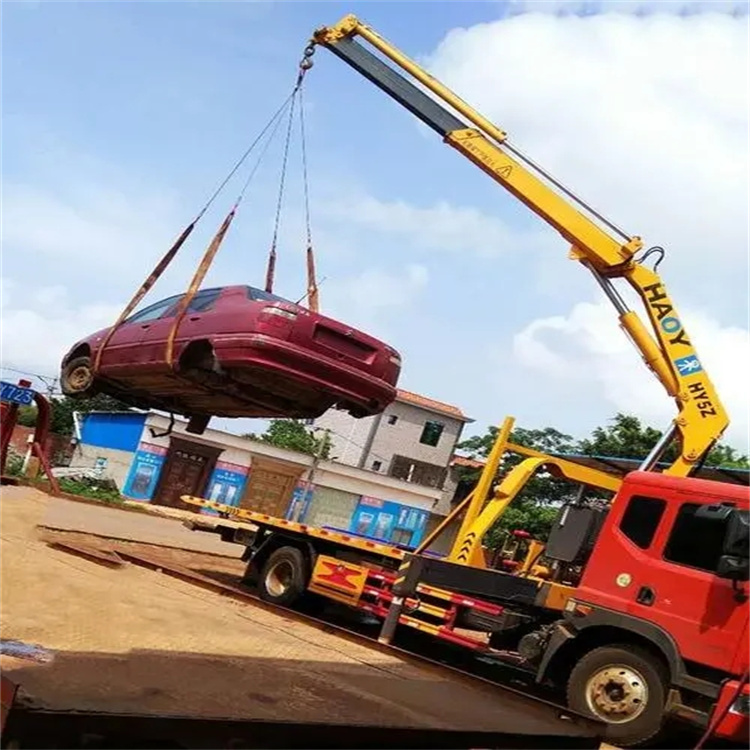 儋州吊车救援小汽车怎么吊