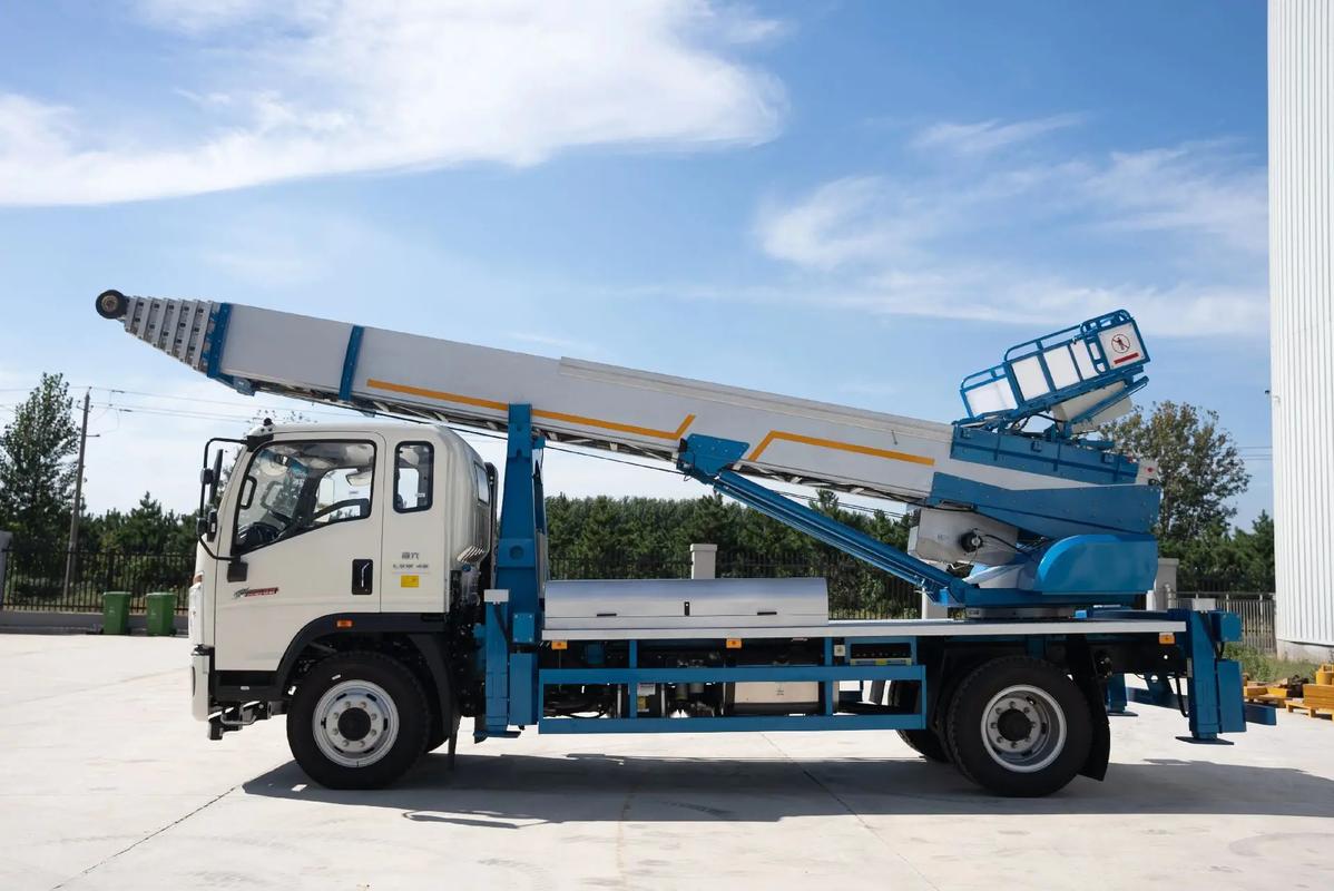 儋州云梯上料车租赁费用