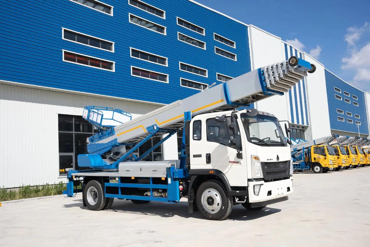 儋州出租云梯车高空作业车 建筑垃圾搬运