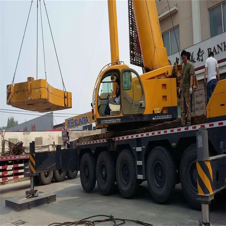 儋州当地吊车出租|机器吊装|75吨|工厂搬迁服务